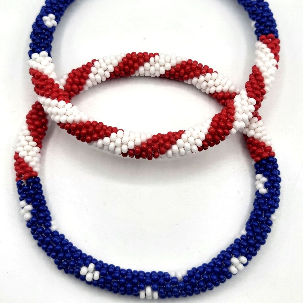 Handmade American Flag color Patriotic Design Glass Seed Beads Bracelets